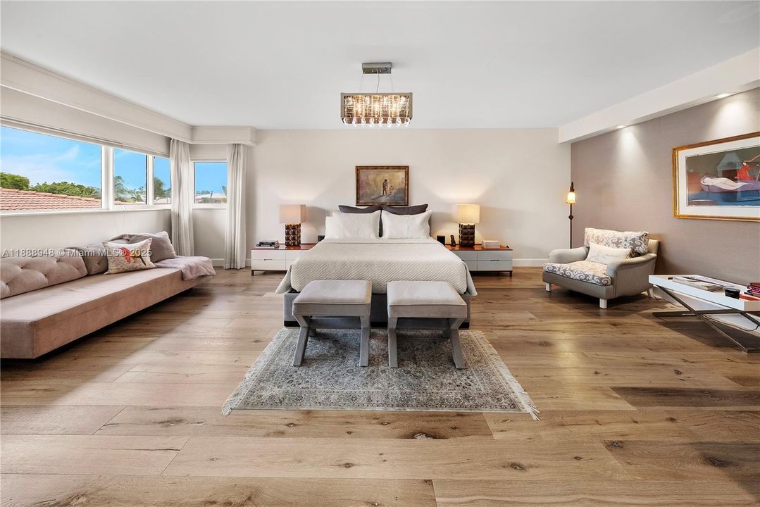 For Sale: $5,250,000 (4 beds, 4 baths, 4247 Square Feet)