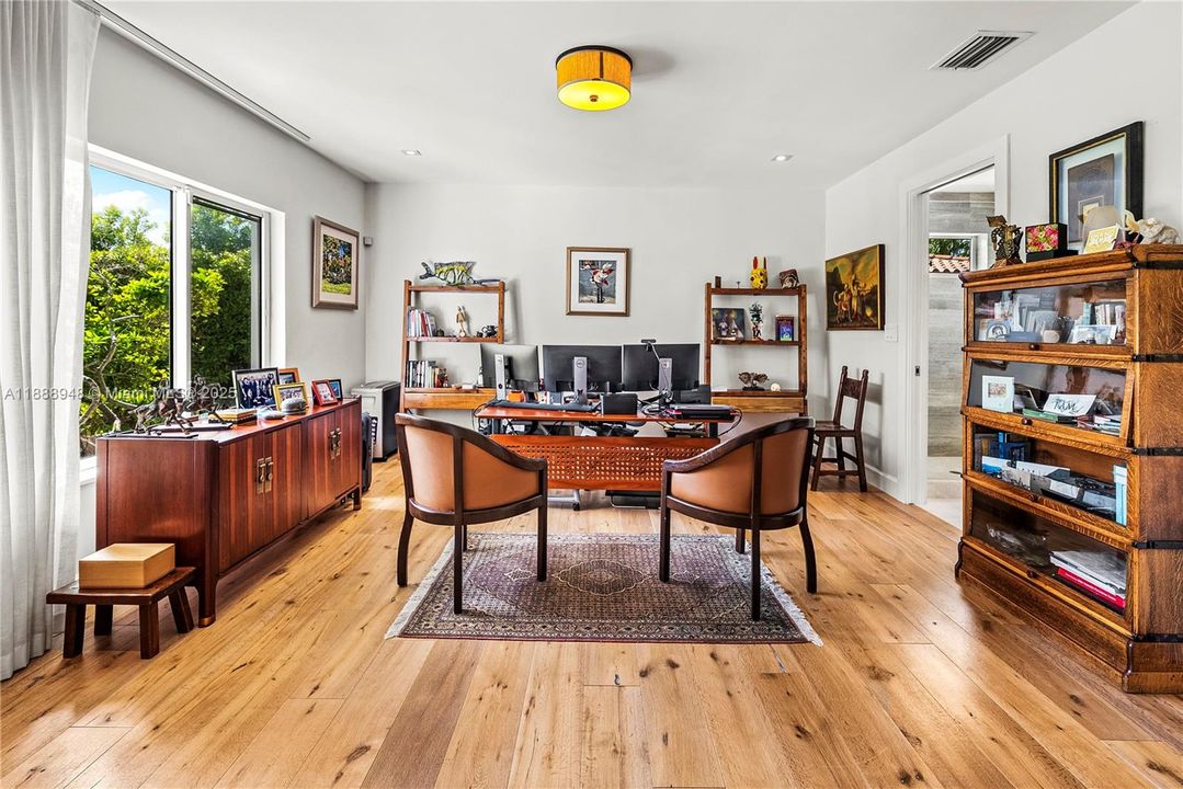 For Sale: $5,250,000 (4 beds, 4 baths, 4247 Square Feet)