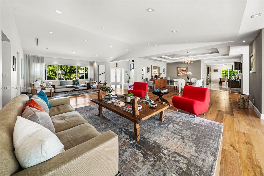 For Sale: $5,250,000 (4 beds, 4 baths, 4247 Square Feet)