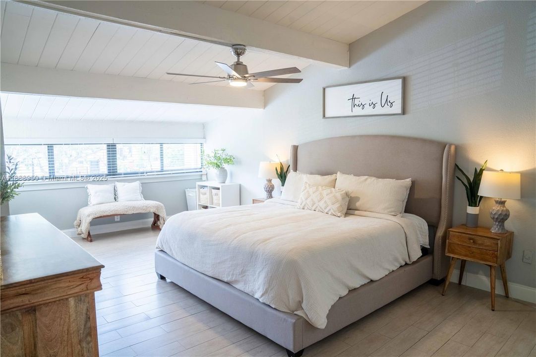 Недавно продано: $615,000 (3 спален, 2 ванн, 1680 Квадратных фут)