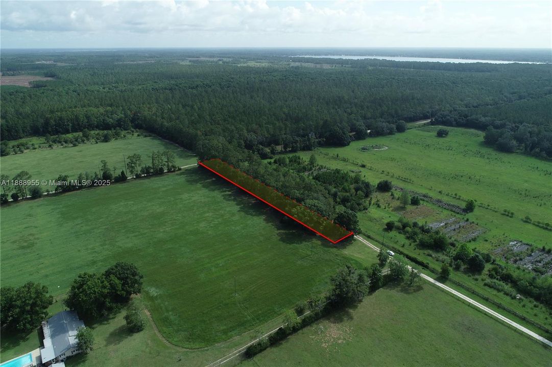 待售: $19,990 (0.90 acres)