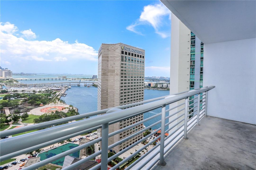 Recently Rented: $2,300 (0 beds, 1 baths, 507 Square Feet)