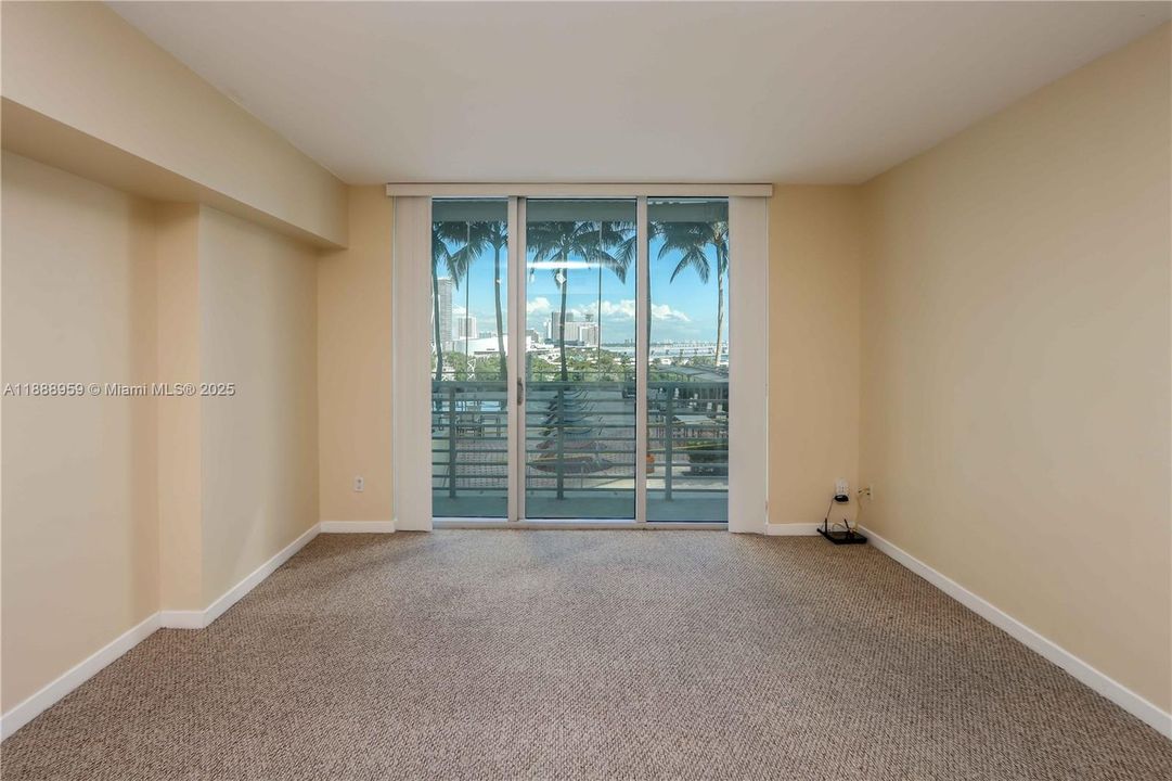 Recently Rented: $2,300 (0 beds, 1 baths, 507 Square Feet)