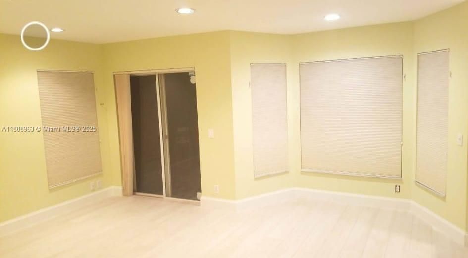 最近租的: $4,500 (3 贝兹, 2 浴室, 2223 平方英尺)