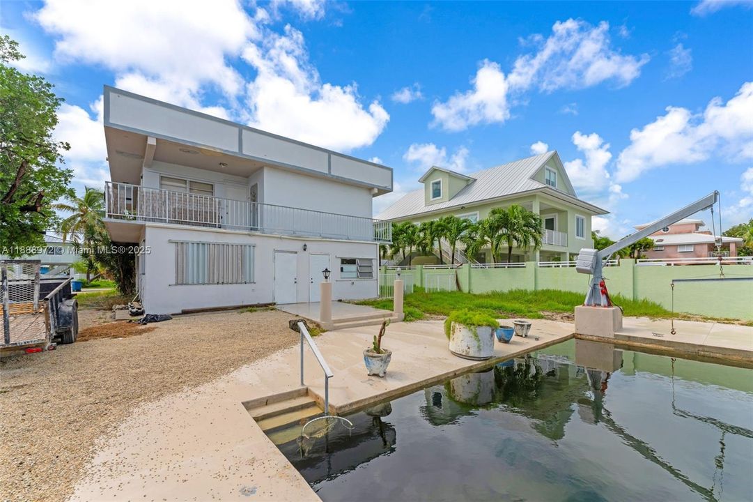 На продажу: $1,750,000 (4 спален, 2 ванн, 2196 Квадратных фут)