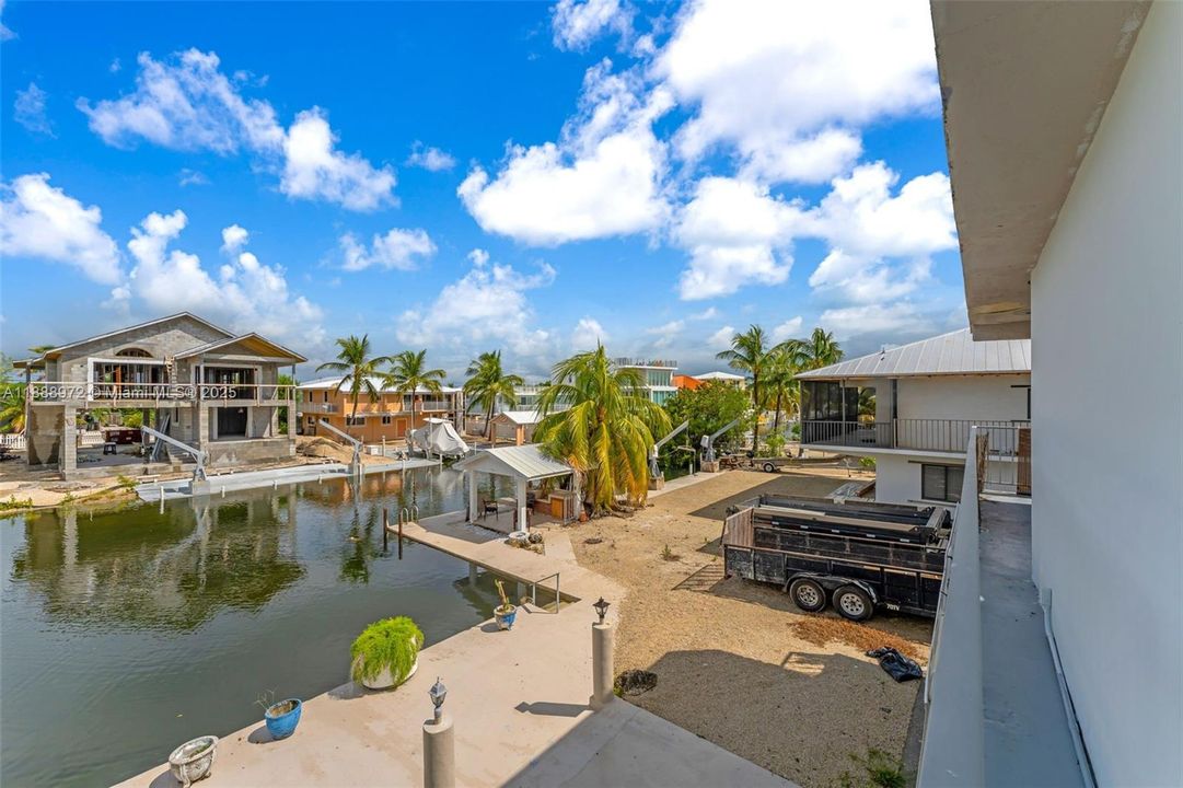 На продажу: $1,750,000 (4 спален, 2 ванн, 2196 Квадратных фут)