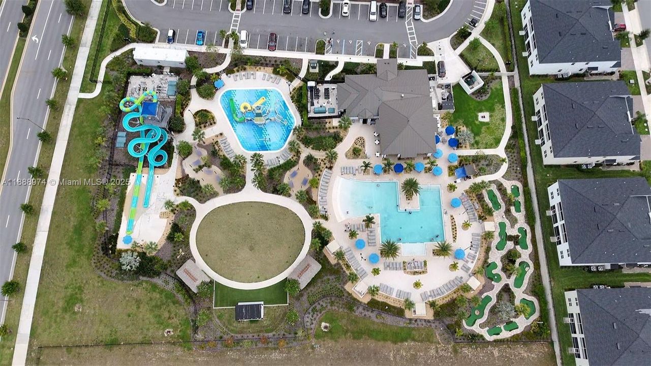 En Venta: $430,000 (4 camas, 3 baños, 1914 Pies cuadrados)