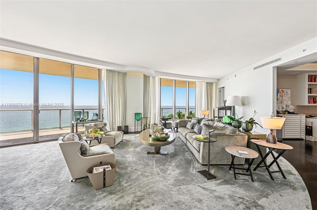 For Sale: $7,000,000 (2 beds, 2 baths, 2721 Square Feet)