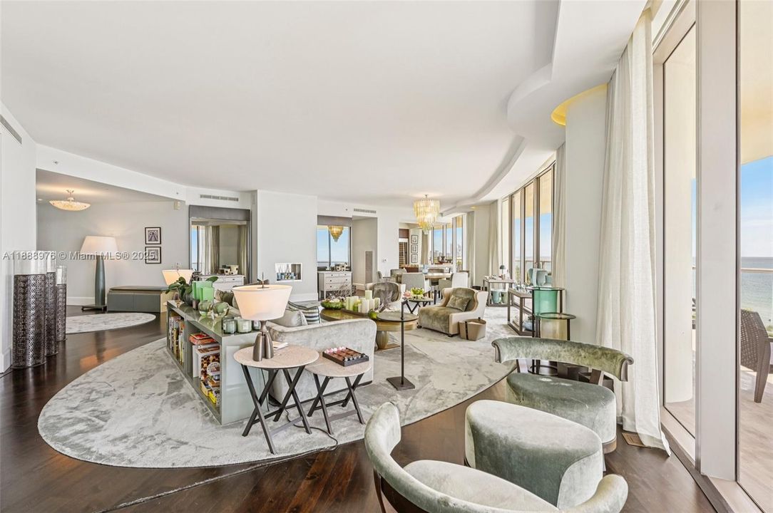 For Sale: $7,000,000 (2 beds, 2 baths, 2721 Square Feet)