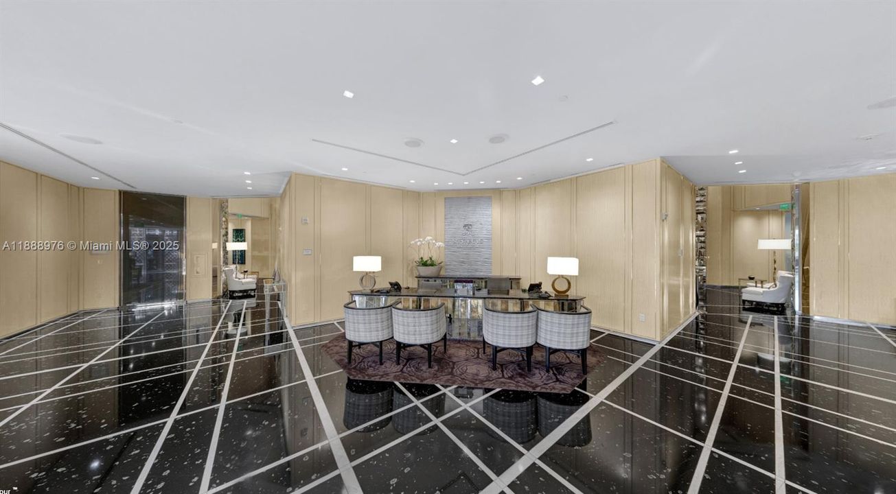 For Sale: $7,000,000 (2 beds, 2 baths, 2721 Square Feet)