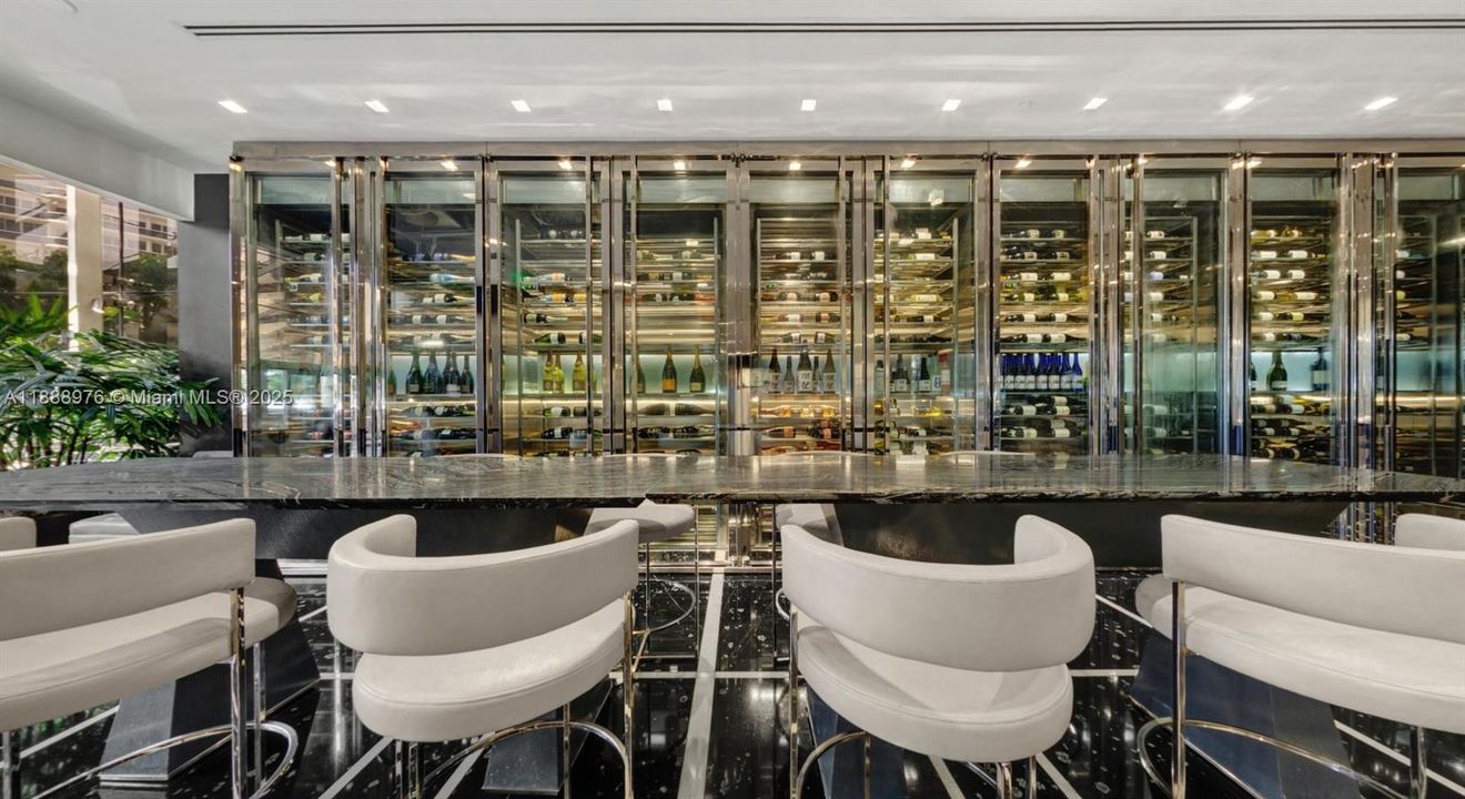 For Sale: $7,000,000 (2 beds, 2 baths, 2721 Square Feet)