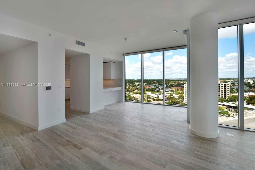 For Sale: $3,950,000 (3 beds, 3 baths, 2661 Square Feet)