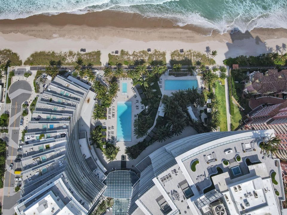 For Sale: $3,950,000 (3 beds, 3 baths, 2661 Square Feet)