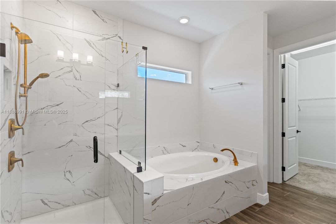 For Rent: $6,500 (5 beds, 3 baths, 2502 Square Feet)