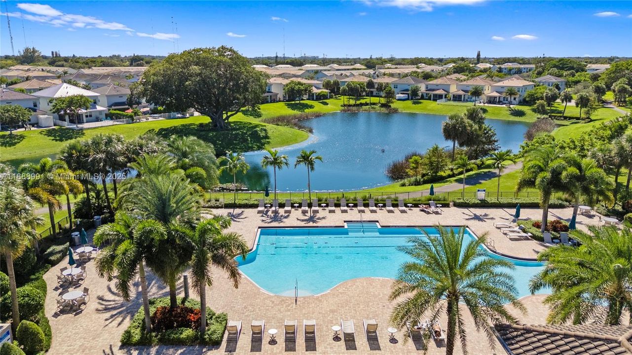 For Rent: $6,500 (5 beds, 3 baths, 2502 Square Feet)