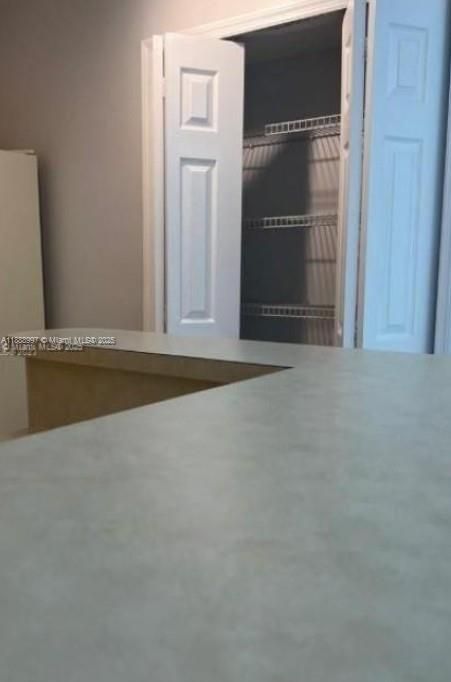 Active With Contract: $2,000 (3 beds, 2 baths, 1196 Square Feet)