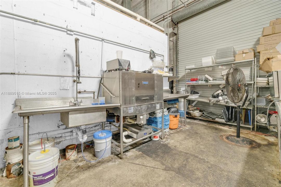 На продажу: $165,000 (0 спален, 0 ванн, 0 Квадратных фут)