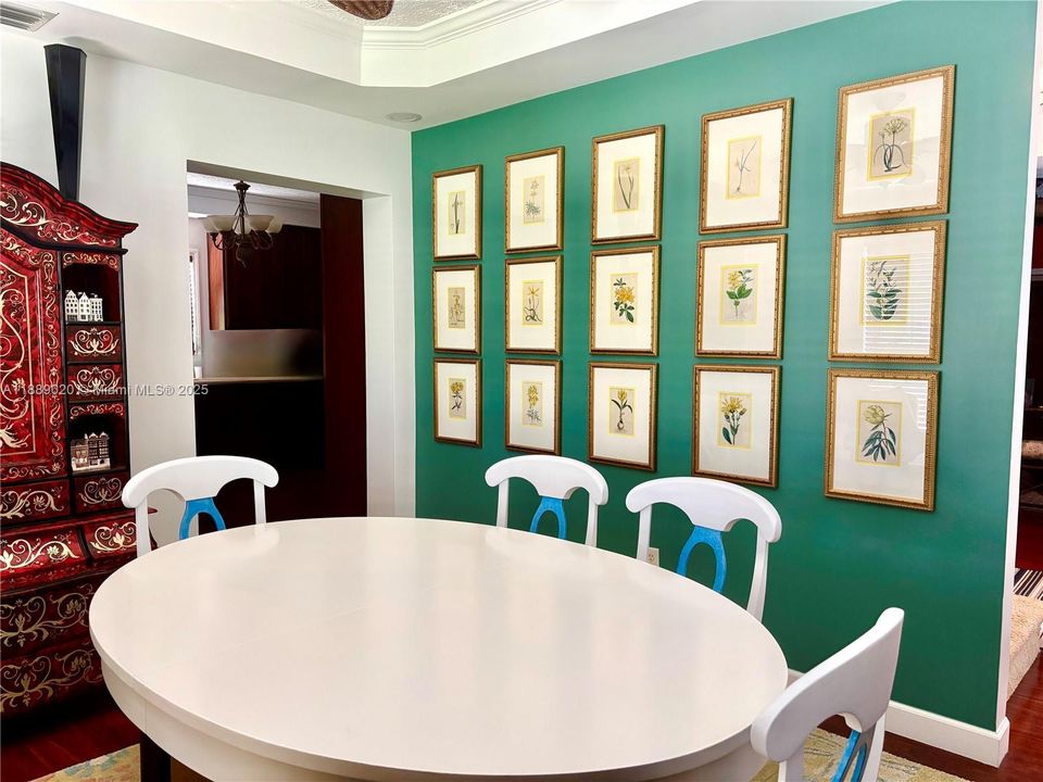 En Venta: $1,500,000 (3 camas, 3 baños, 2128 Pies cuadrados)