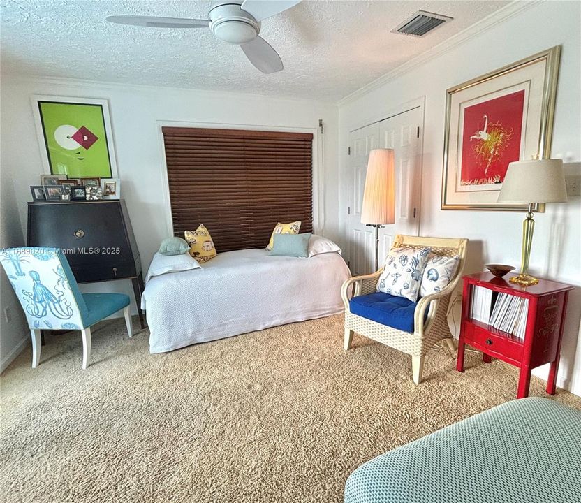 En Venta: $1,500,000 (3 camas, 3 baños, 2128 Pies cuadrados)