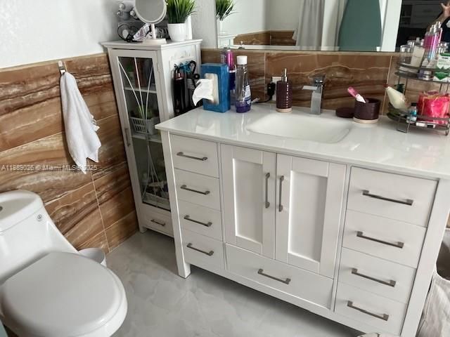 For Sale: $595,000 (3 beds, 2 baths, 1020 Square Feet)