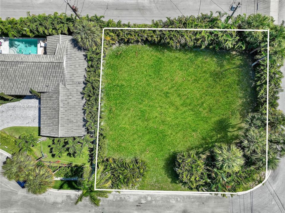 For Sale: $580,000 (3 beds, 3 baths, 0 Square Feet)