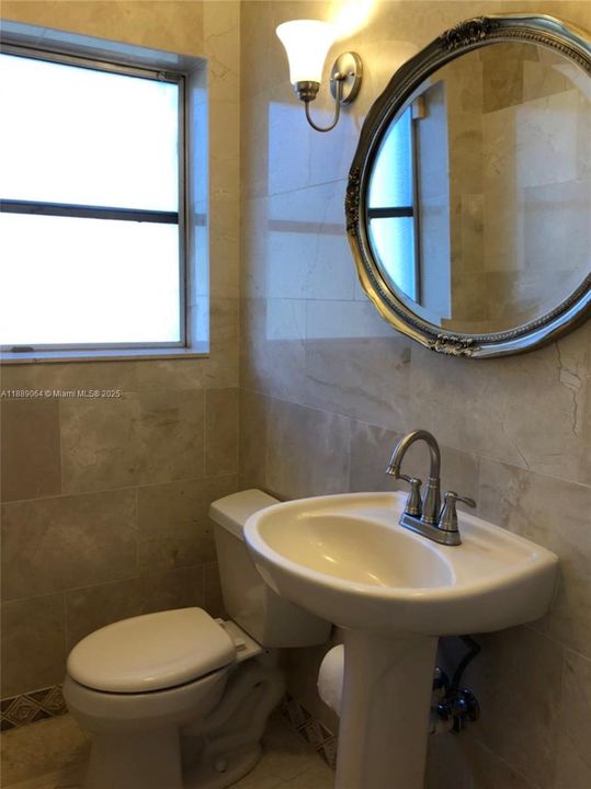 Active With Contract: $3,700 (2 beds, 1 baths, 1496 Square Feet)