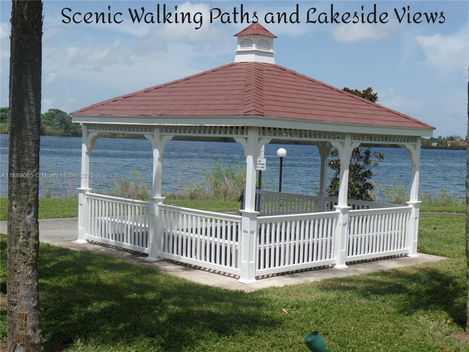 合同活跃: $1,895 (1 贝兹, 1 浴室, 844 平方英尺)