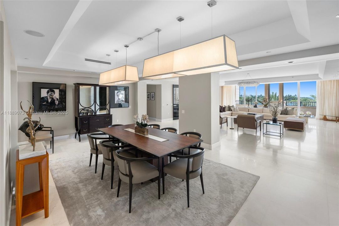 En Renta: $75,000 (6 camas, 5 baños, 7025 Pies cuadrados)