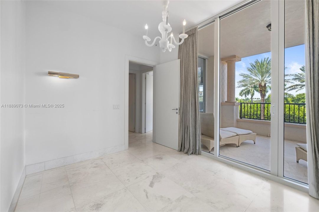 En Renta: $75,000 (6 camas, 5 baños, 7025 Pies cuadrados)