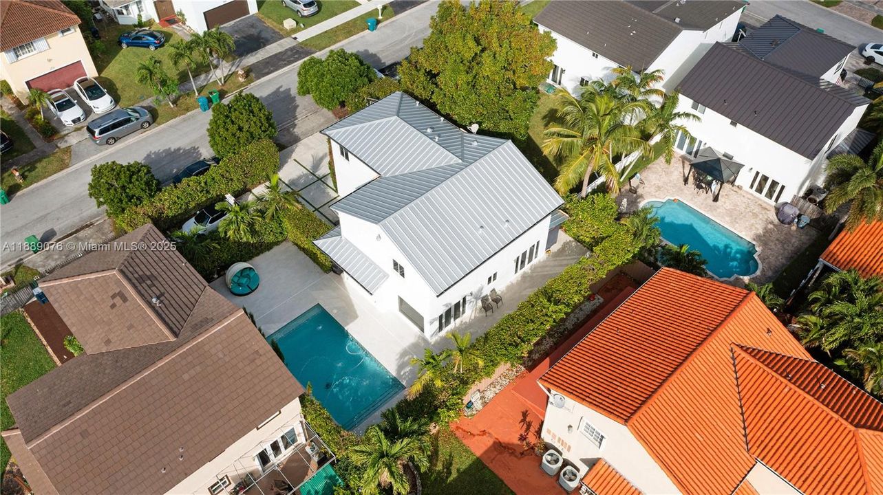 En Venta: $1,280,000 (4 camas, 3 baños, 3005 Pies cuadrados)