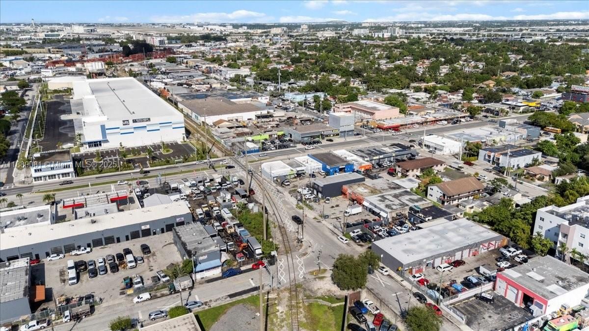 待售: $270,000 (0 贝兹, 0 浴室, 0 平方英尺)