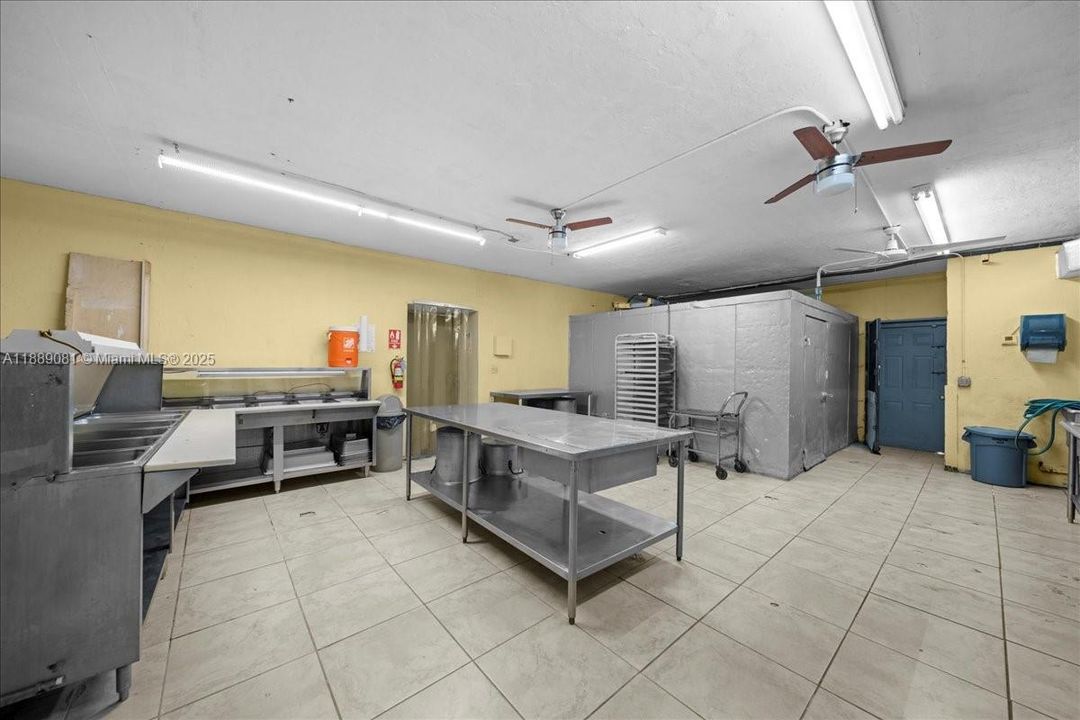 待售: $270,000 (0 贝兹, 0 浴室, 0 平方英尺)