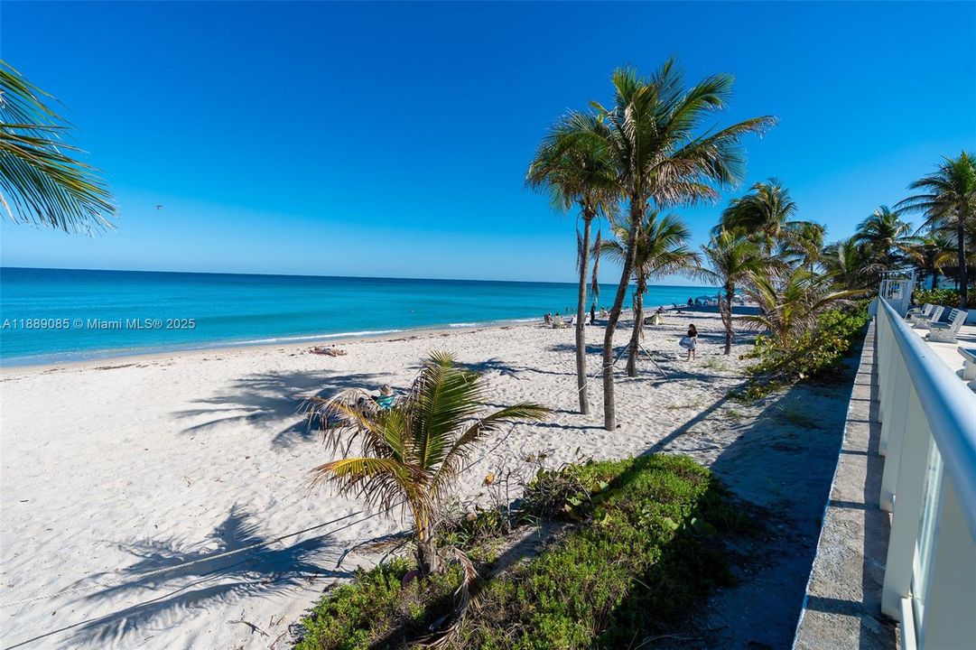 For Sale: $900,000 (3 beds, 2 baths, 1856 Square Feet)