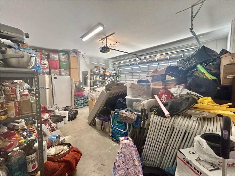 For Sale: $825,000 (5 beds, 4 baths, 2508 Square Feet)