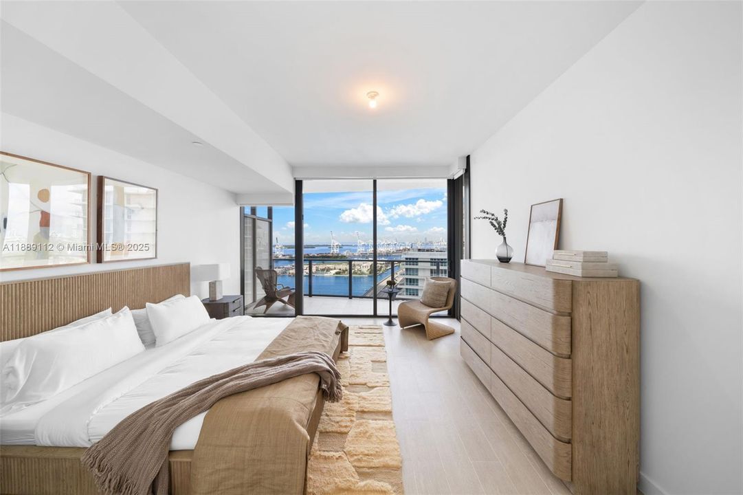 На продажу: $1,504,500 (1 спален, 1 ванн, 886 Квадратных фут)