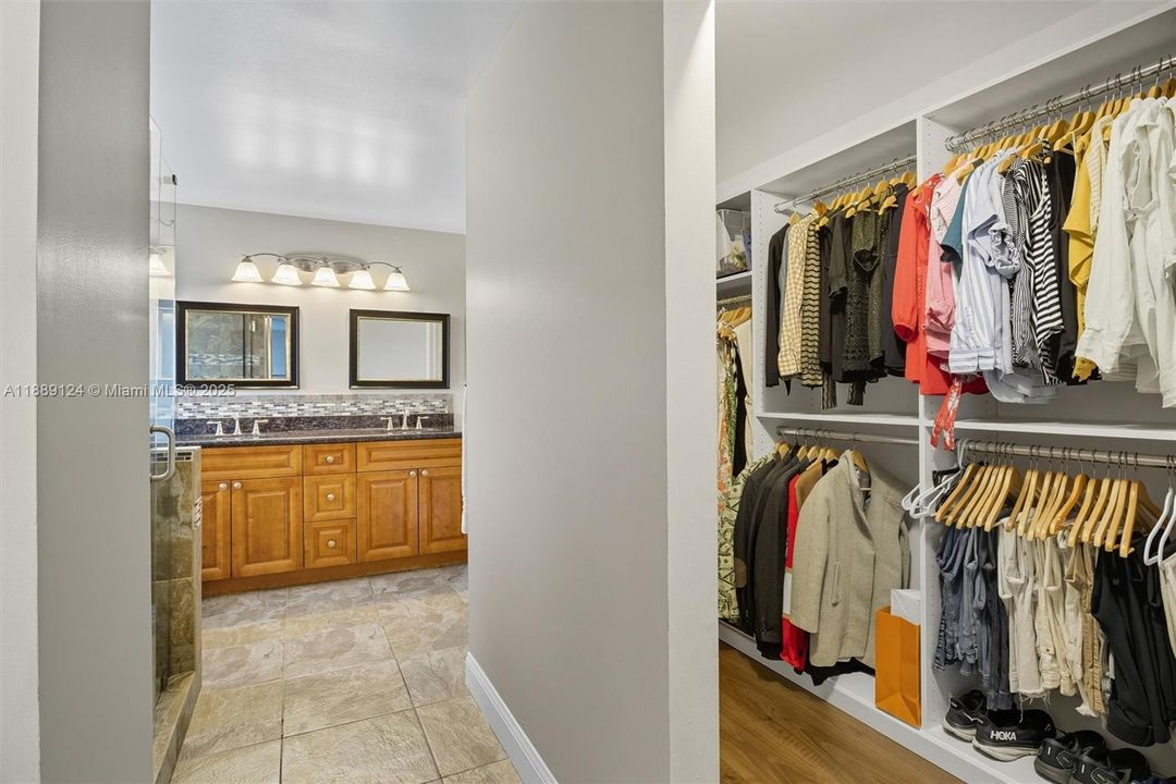 Active With Contract: $950,000 (4 beds, 2 baths, 3057 Square Feet)