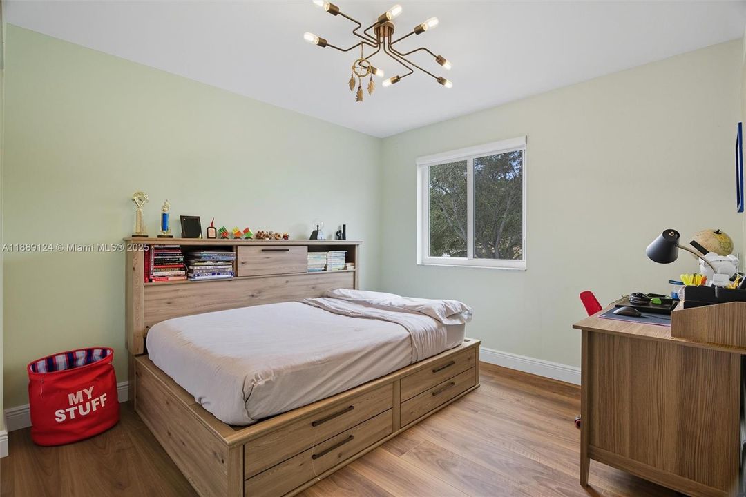 Active With Contract: $950,000 (4 beds, 2 baths, 3057 Square Feet)