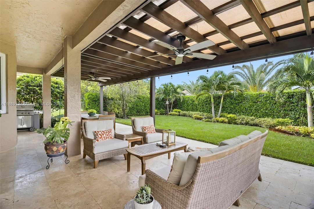 Active With Contract: $950,000 (4 beds, 2 baths, 3057 Square Feet)