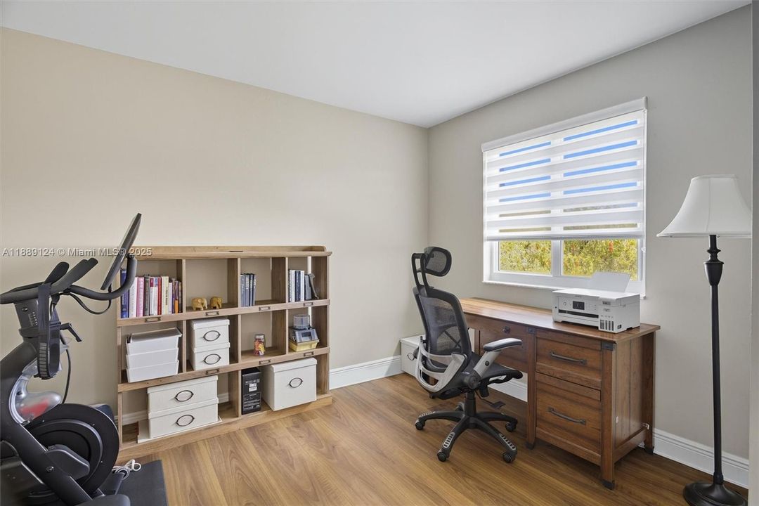 Active With Contract: $950,000 (4 beds, 2 baths, 3057 Square Feet)