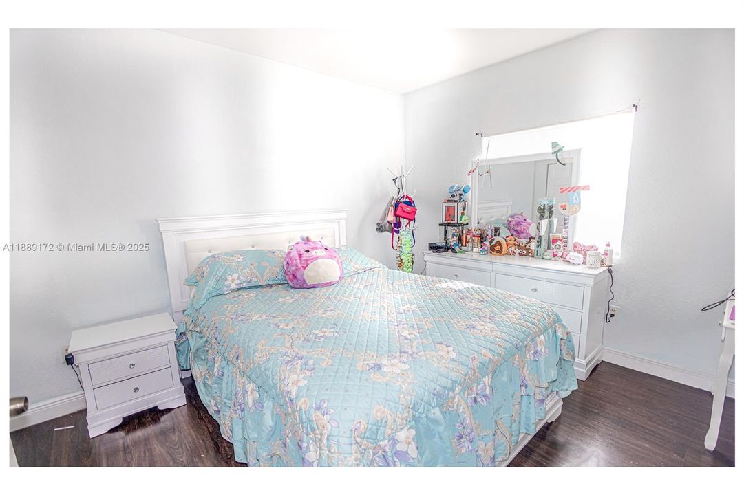 На продажу: $420,000 (3 спален, 2 ванн, 1470 Квадратных фут)