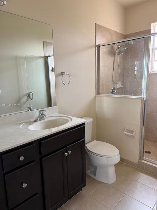 最近租的: $2,900 (3 贝兹, 2 浴室, 1740 平方英尺)