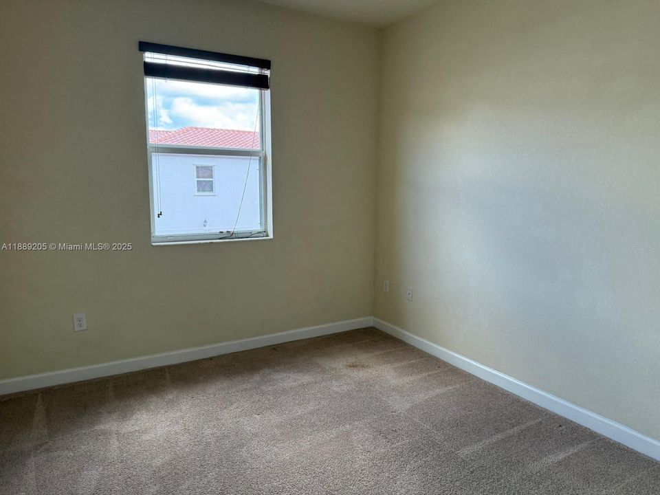 最近租的: $2,900 (3 贝兹, 2 浴室, 1740 平方英尺)