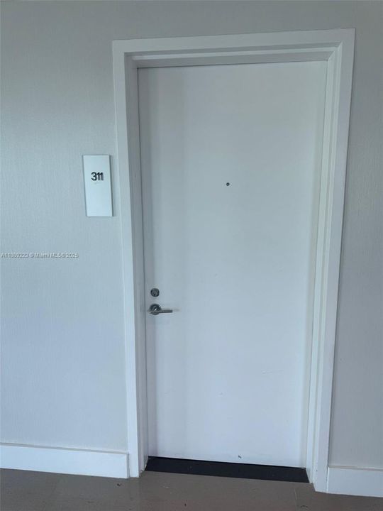 最近售出: $715,000 (1 贝兹, 1 浴室, 776 平方英尺)