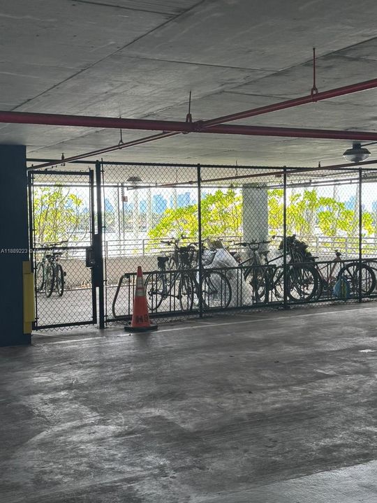 最近售出: $715,000 (1 贝兹, 1 浴室, 776 平方英尺)