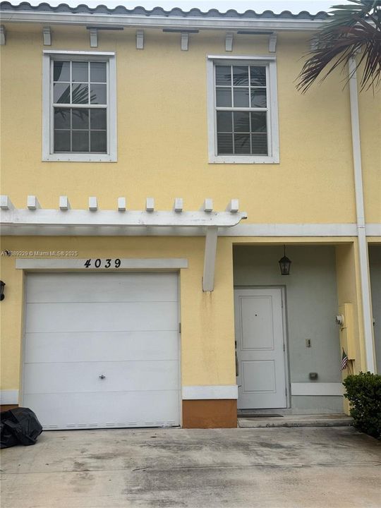 En Venta: $399,900 (3 camas, 2 baños, 1496 Pies cuadrados)