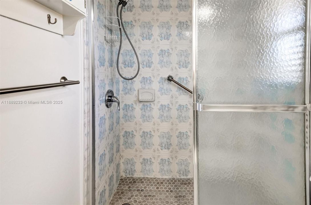 На продажу: $90,000 (1 спален, 1 ванн, 640 Квадратных фут)