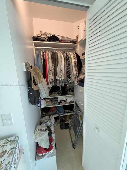 For Rent: $8,600 (3 beds, 3 baths, 2340 Square Feet)