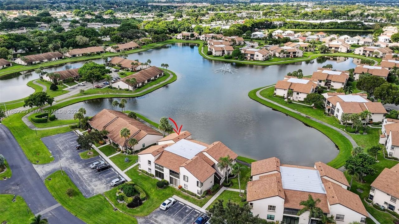 Недавно продано: $299,900 (3 спален, 2 ванн, 1098 Квадратных фут)