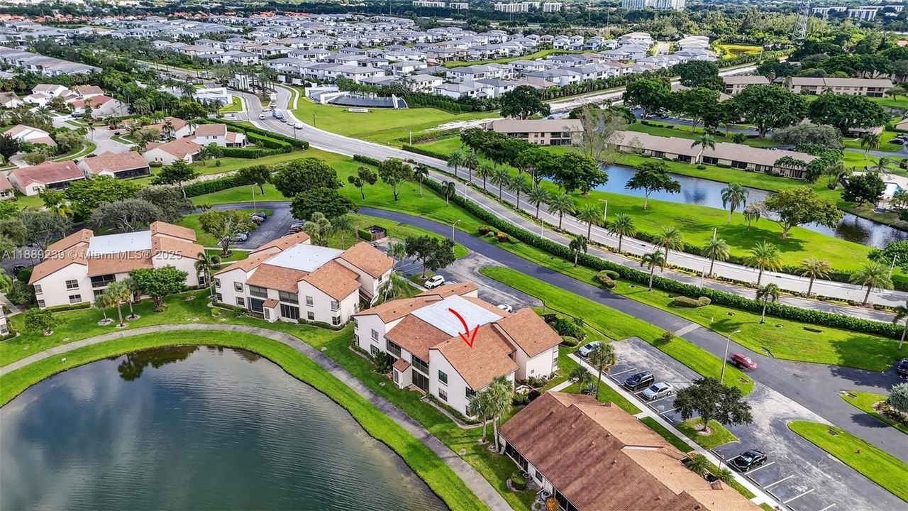 Недавно продано: $299,900 (3 спален, 2 ванн, 1098 Квадратных фут)