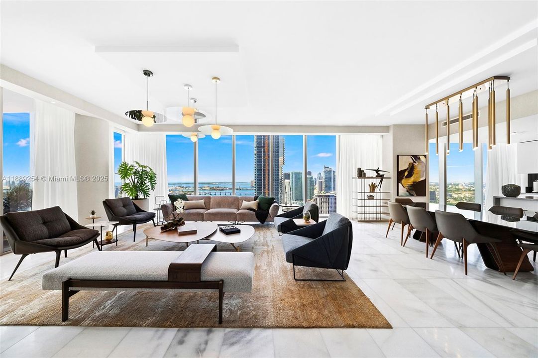 Activo con contrato: $27,650 (4 camas, 6 baños, 3519 Pies cuadrados)